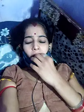 Snapshot of Sareena_jaan chatting on 10.02.25 Sareena jaan online show from 10.02.25