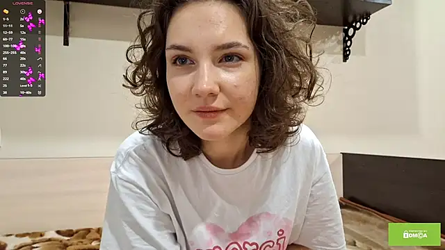 lady linaa online show from 09.12.25