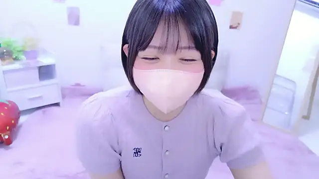 Hinata Sun online show from 05.22.26