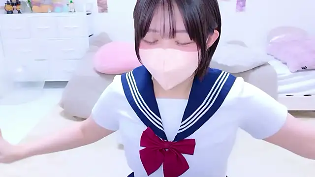 Hinata Sun online show from 06.18.26