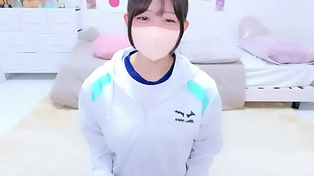Hinata Sun online show from 06.23.26