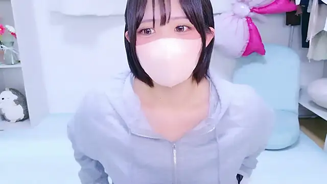 Hinata Sun online show from 06.24.26