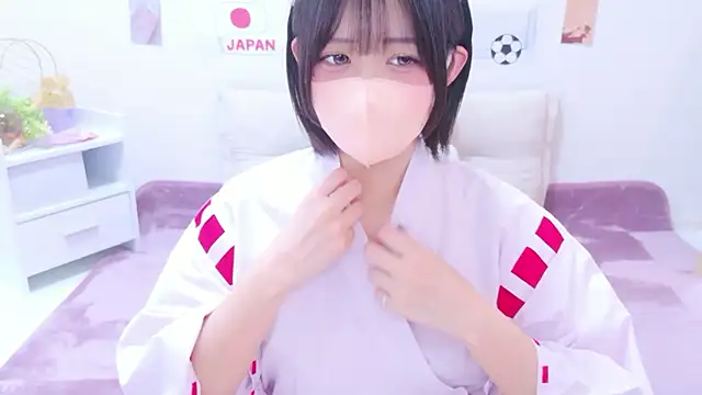 Hinata Sun online show from 07.12.26