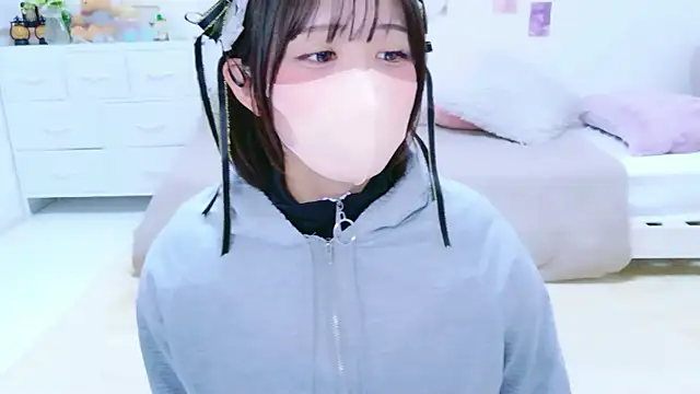 Hinata Sun online show from 07.20.26