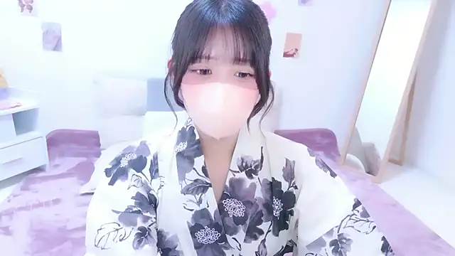 Hinata Sun online show from 07.27.26