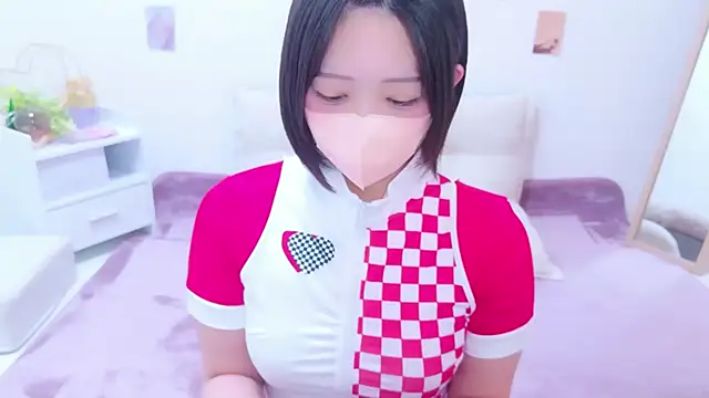 Hinata Sun online show from 07.31.26