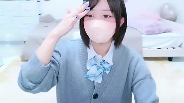 Hinata Sun online show from 08.01.26