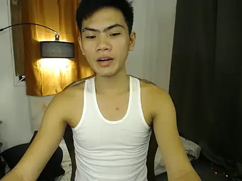 Snapshot of alex_cummer chatting on 07.03.26 alex cummer online show from 07.03.26