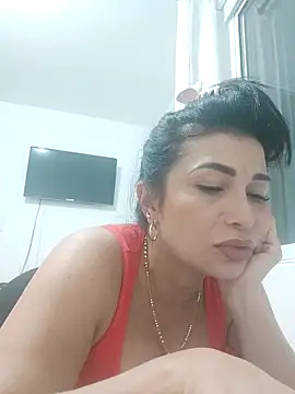 Snapshot of mia_mancinii chatting on 12.02.25 mia mancinii online show from 12.02.25