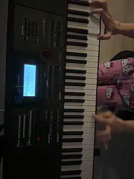 littiekitty online show from 11.18.25