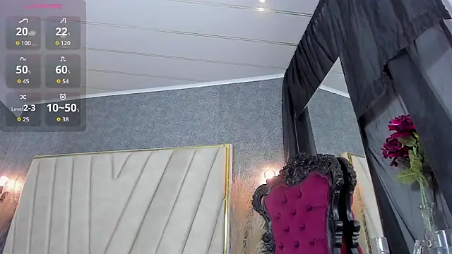 AlyssAlvarado online show from 10.04.25