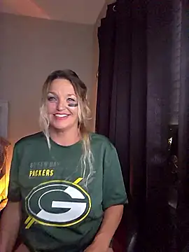 Snapshot of Calimarina chatting on 01.11.26 Calimarina online show from 01.11.26