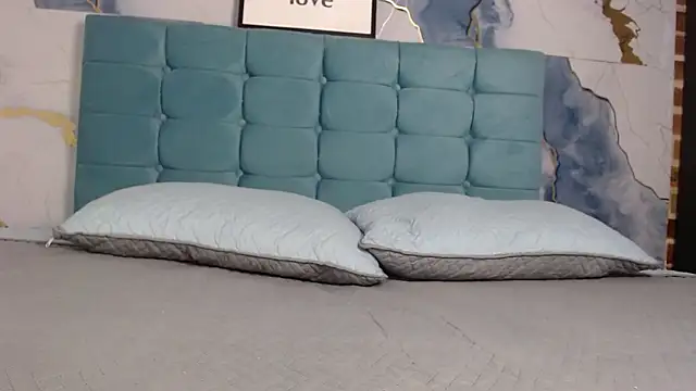 Marianasmith online show from 09.09.25