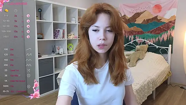 Snapshot of Wendy_Cutie chatting on 10.25.25 Wendy Cutie online show from 10.25.25