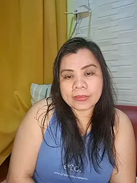 Snapshot of hotlyn45 chatting on 02.13.26 hotlyn45 online show from 02.13.26