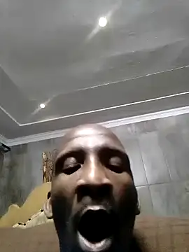 Snapshot of longdickson12345 chatting on 10.07.25 longdickson12345 online show from 10.07.25