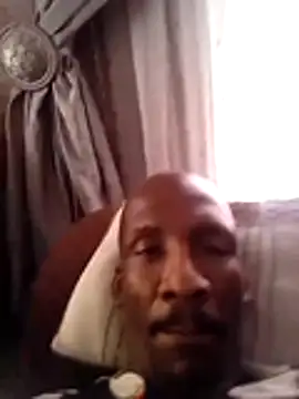 Snapshot of longdickson12345 chatting on 11.27.25 longdickson12345 online show from 11.27.25