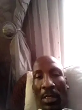 Snapshot of longdickson12345 chatting on 11.29.25 longdickson12345 online show from 11.29.25