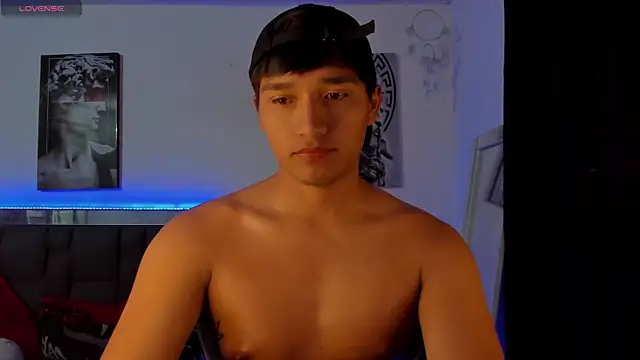 Snapshot of mateo-Esposito chatting on 10.30.25 mateo-Esposito online show from 10.30.25