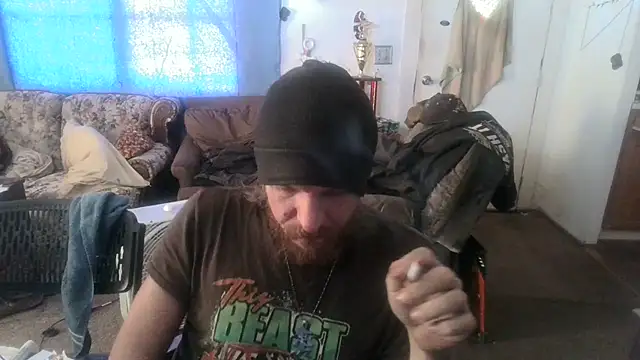 Snapshot of Poundtown1226 chatting on 09.09.25 Poundtown1226 online show from 09.09.25