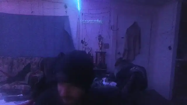 Snapshot of Poundtown1226 chatting on 01.17.26 Poundtown1226 online show from 01.17.26