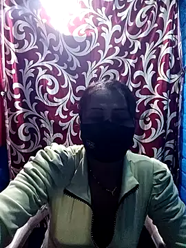 Snapshot of Sexy_Ruby04 chatting on 10.28.25 Sexy Ruby04 online show from 10.28.25