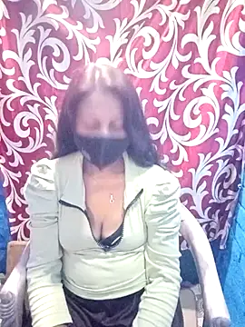 Snapshot of Sexy_Ruby04 chatting on 11.07.25 Sexy Ruby04 online show from 11.07.25