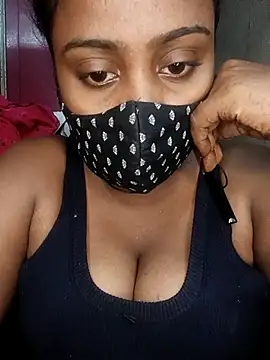 Snapshot of Schii69 chatting on 12.17.25 Schii69 online show from 12.17.25