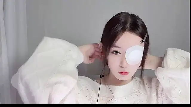 Xiao-runbao online show from 10.15.25