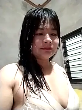 Snapshot of kute-00 chatting on 03.18.26 kute-00 online show from 03.18.26