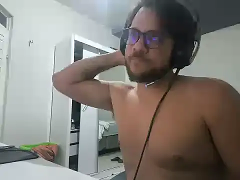 Snapshot of Miguelion2308 chatting on 01.11.26 Miguelion2308 online show from 01.11.26