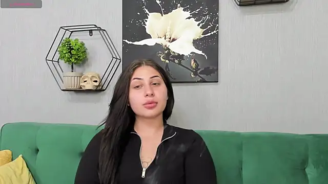 Snapshot of AnaysDivine chatting on 09.11.25 AnaysDivine online show from 09.11.25
