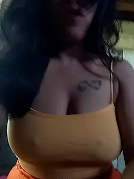 Snapshot of Yapsyxx chatting on 12.02.25 Yapsyxx online show from 12.02.25