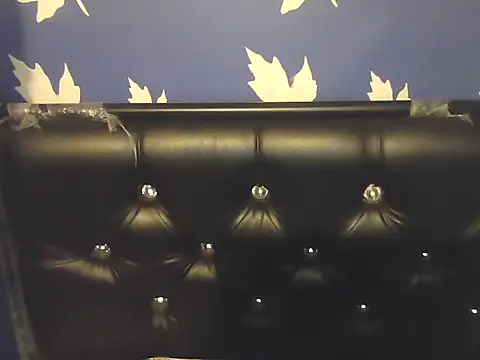 SoftButDeadly0 online show from 12.04.25