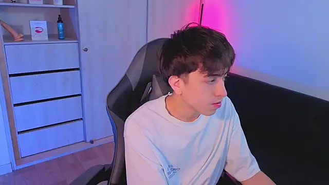 onlinenico online show from 10.02.25