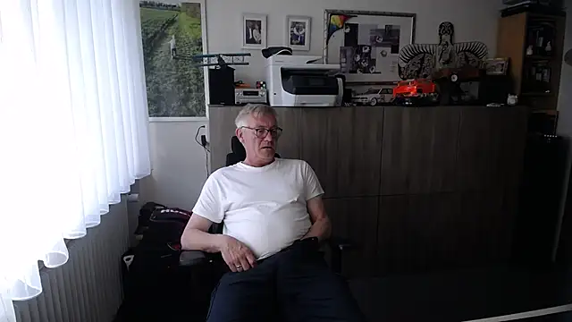 Snapshot of randyandy67 chatting on 06.22.26 randyandy67 online show from 06.22.26