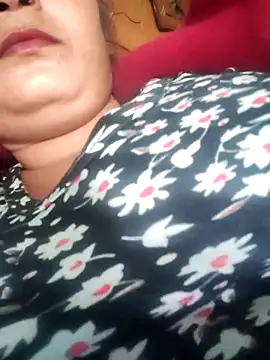 Snapshot of Kavya_hot chatting on 12.22.25 Kavya hot online show from 12.22.25