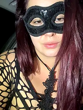 Snapshot of Saphyra_Secret chatting on 11.07.25 Saphyra Secret online show from 11.07.25