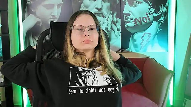 Snapshot of Carrie_Rose chatting on 09.15.25 Carrie Rose online show from 09.15.25