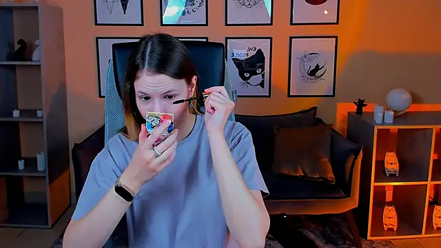 Snapshot of Carrie_Rose chatting on 10.13.25 Carrie Rose online show from 10.13.25