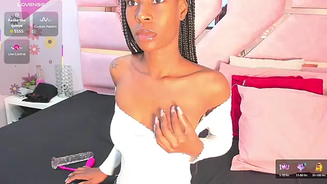 Snapshot of Cattaleyyaxxx chatting on 10.03.25 Cattaleyyaxxx online show from 10.03.25