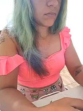 Snapshot of euahotmarii20 chatting on 11.01.25 euahotmarii20 online show from 11.01.25