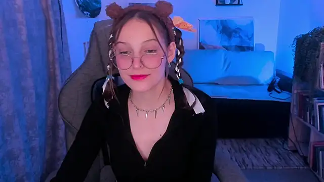 JenniferKiim online show from 11.25.25