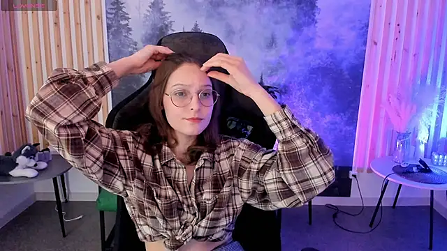 JenniferKiim online show from 02.13.26