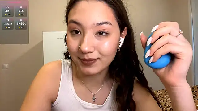 Sakuravice online show from 10.05.25