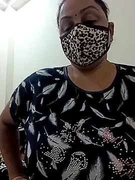 Snapshot of Rakhi_sawant143 chatting on 04.01.26 Rakhi sawant143 online show from 04.01.26