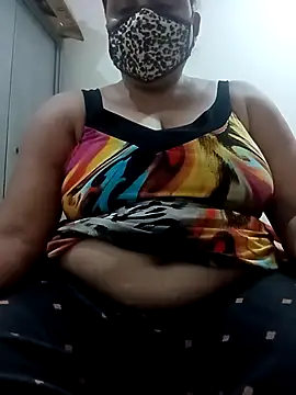 Snapshot of Rakhi_sawant143 chatting on 04.08.26 Rakhi sawant143 online show from 04.08.26