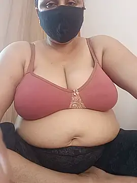 Snapshot of Rakhi_sawant143 chatting on 06.29.26 Rakhi sawant143 online show from 06.29.26