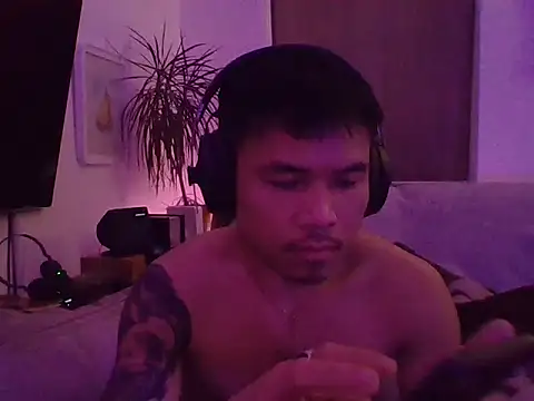 Snapshot of sessiontoyboy chatting on 01.15.26 sessiontoyboy online show from 01.15.26