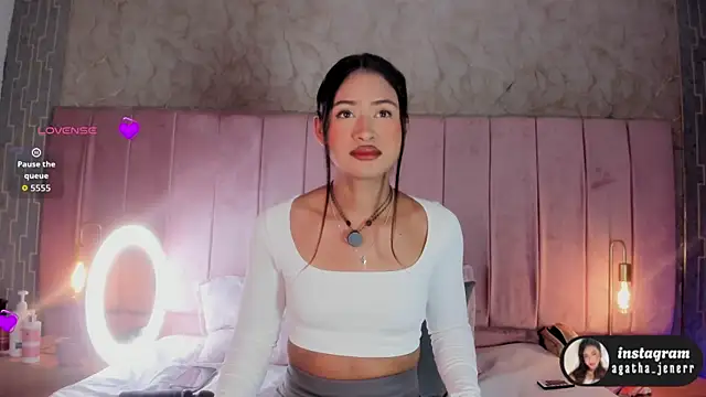 agatha jener online show from 05.07.26